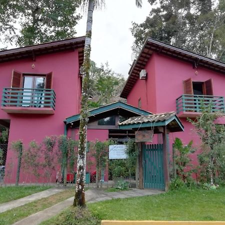 Villa Felix Suites E Chales Убатуба Екстериор снимка