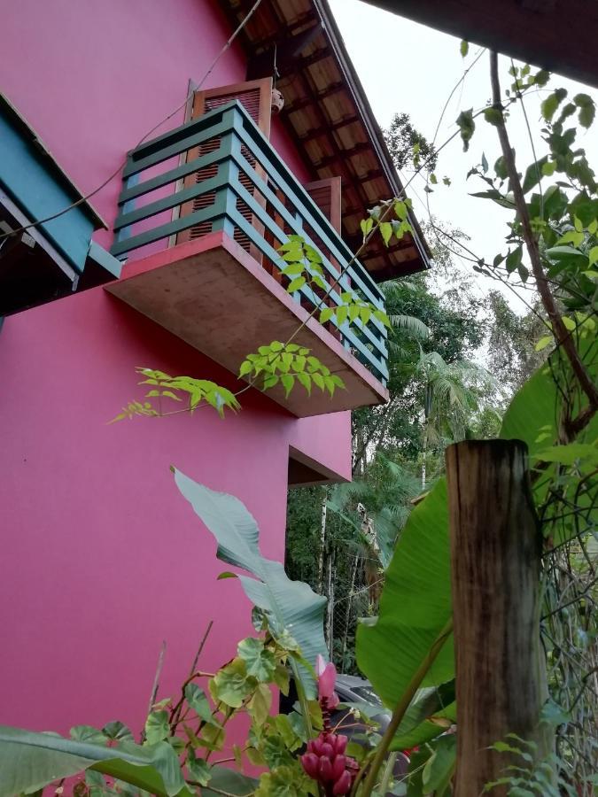Villa Felix Suites E Chales Убатуба Екстериор снимка