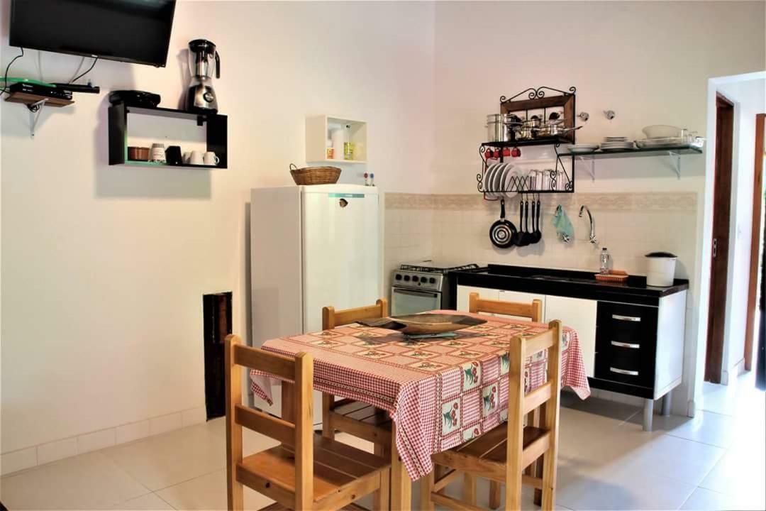 Villa Felix Suites E Chales Убатуба Екстериор снимка