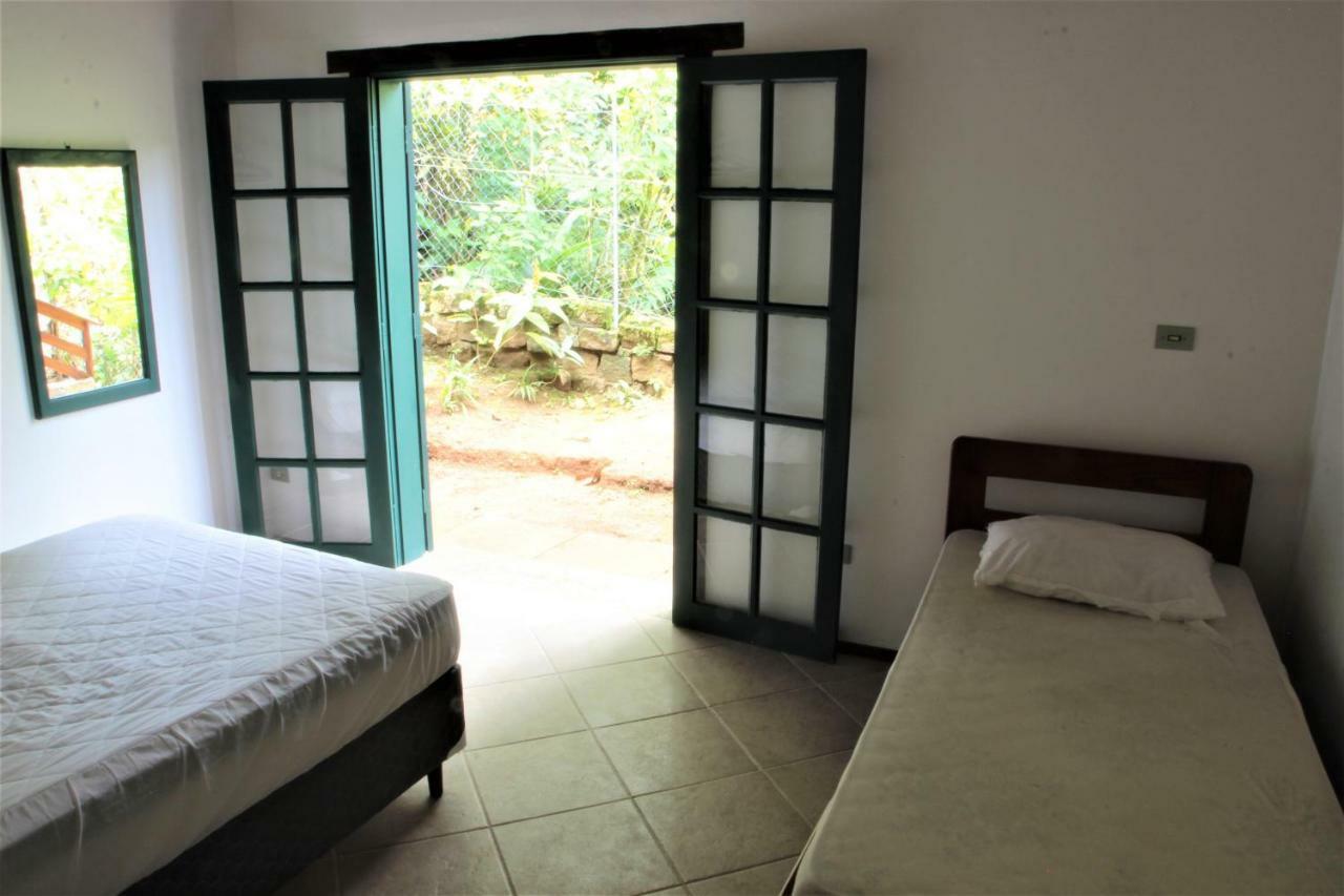 Villa Felix Suites E Chales Убатуба Екстериор снимка